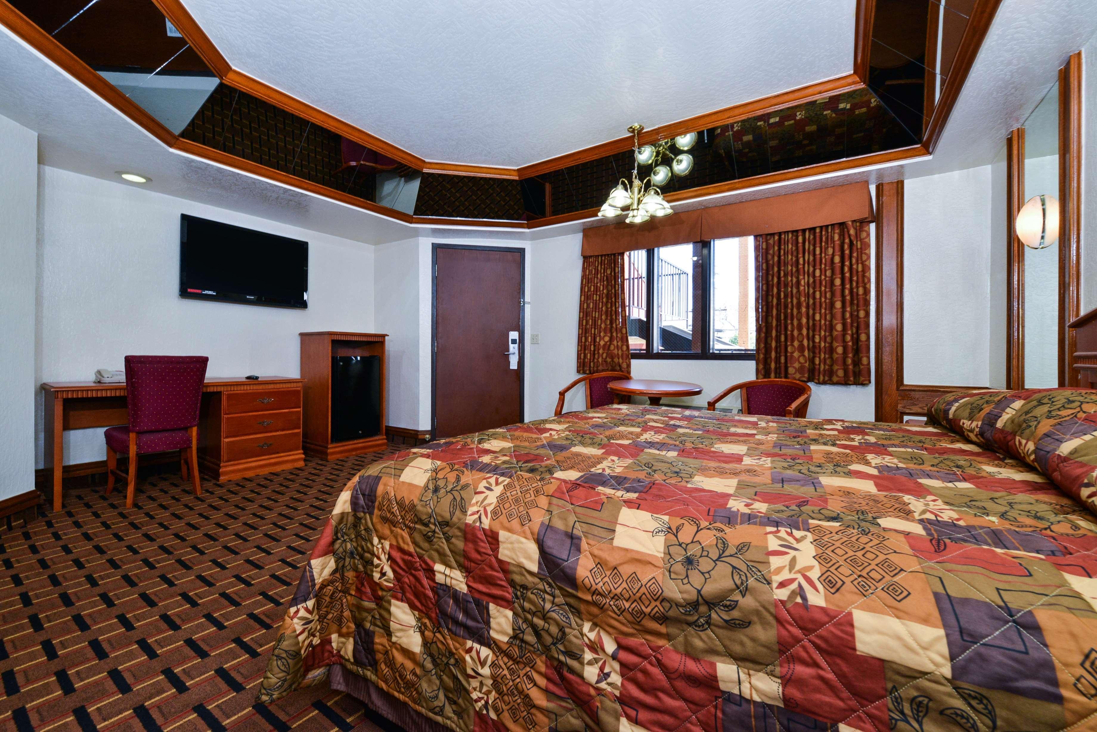Americas Best Value Inn & Suites Los Angeles Downtown Sw Esterno foto