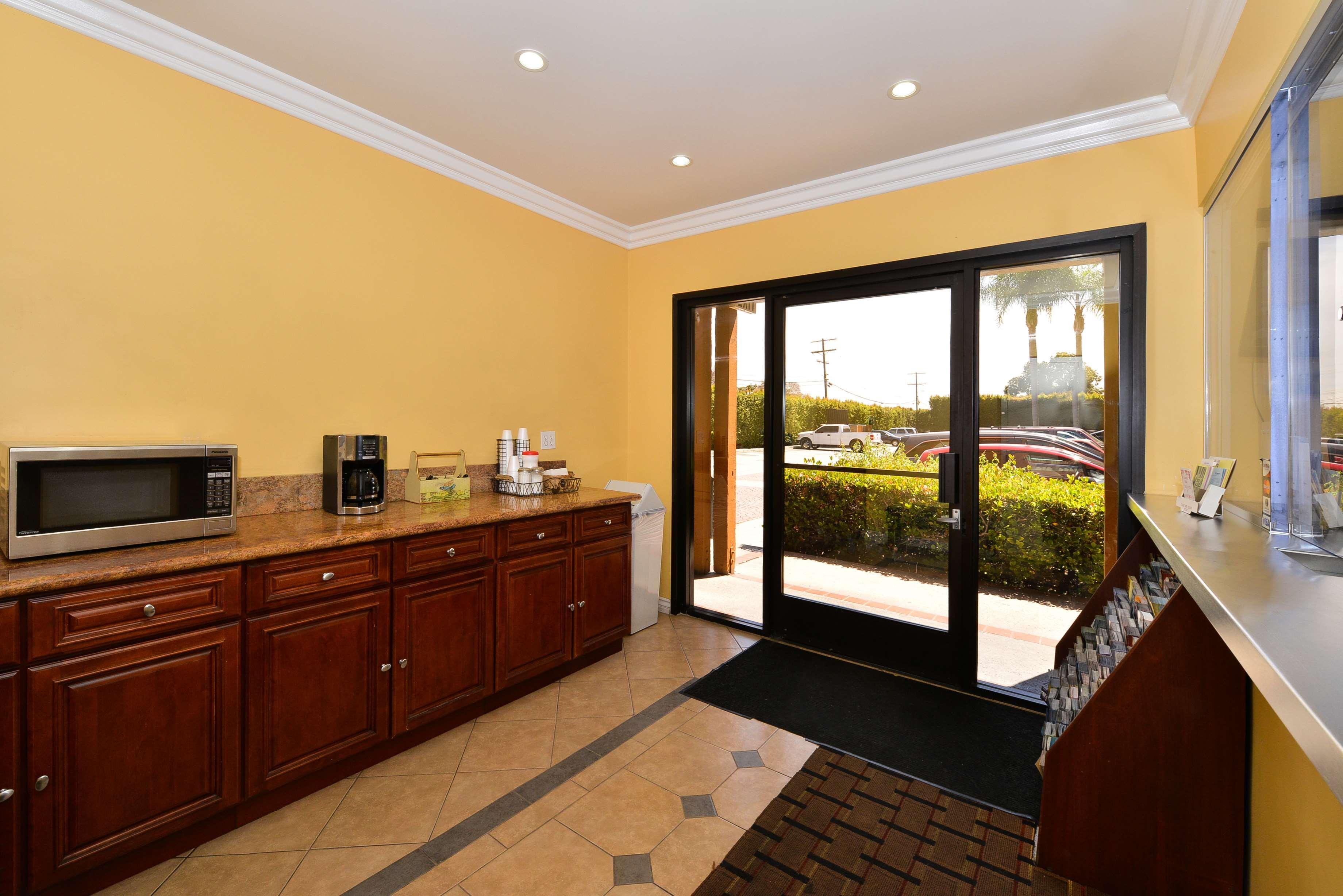 Americas Best Value Inn & Suites Los Angeles Downtown Sw Esterno foto