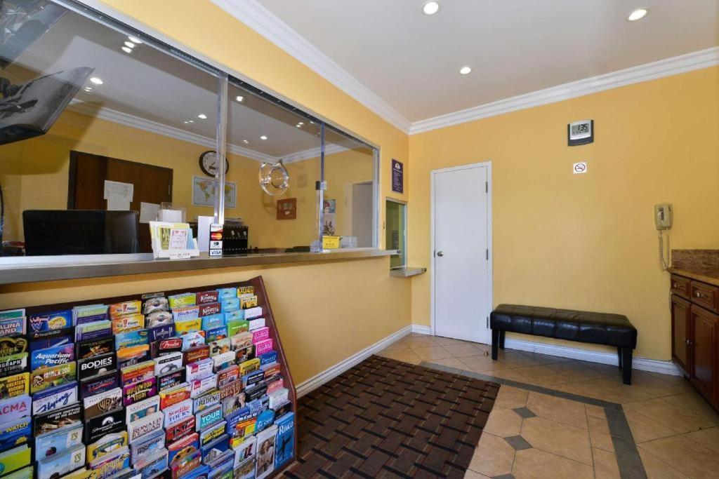 Americas Best Value Inn & Suites Los Angeles Downtown Sw Esterno foto